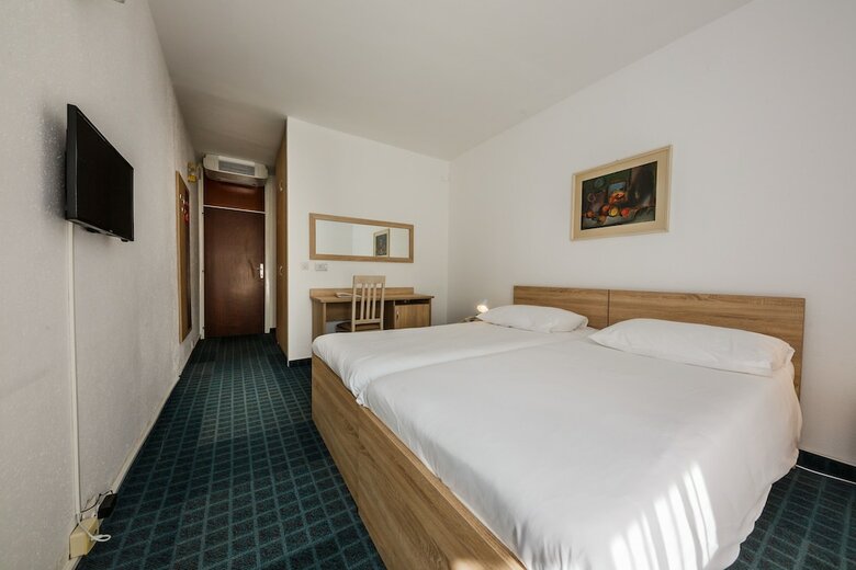 Hotel Medena