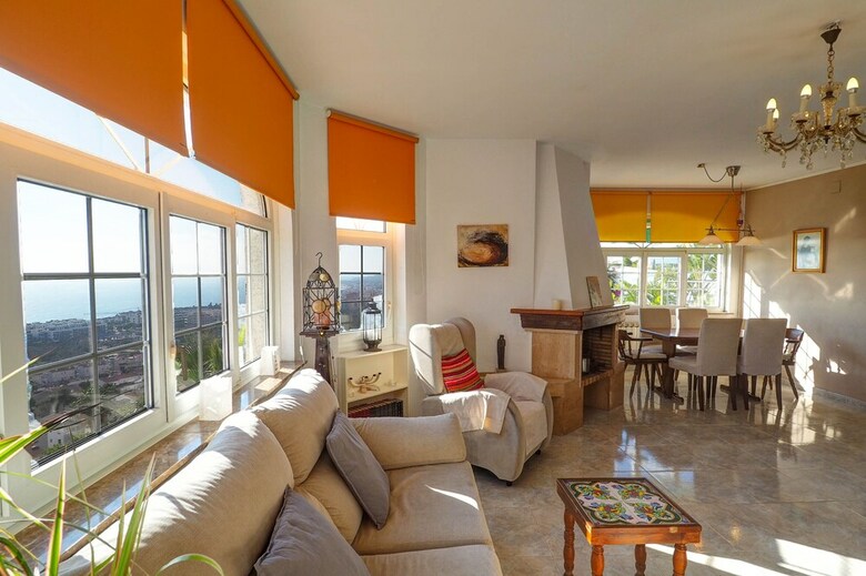 Apartamentos Property With Amazing Sea View And Pool