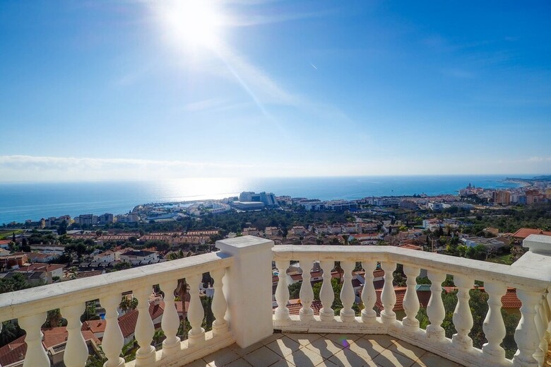 Apartamentos Property With Amazing Sea View And Pool