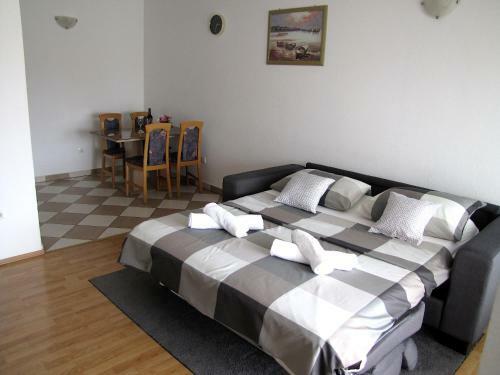 Apartments Klanac