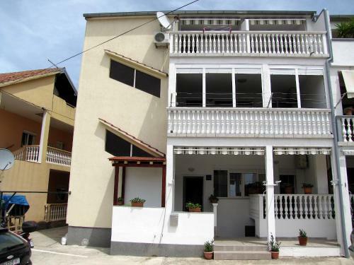 Apartments Klanac