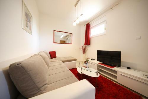 Apartments Mirakul