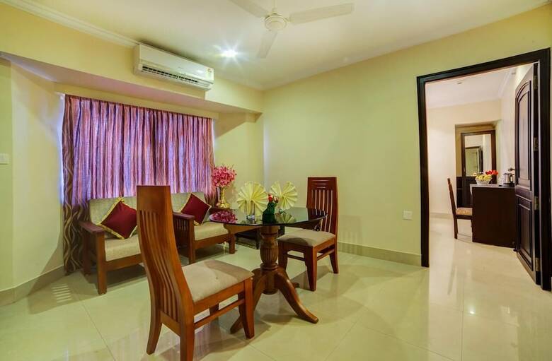 Hotel Chirag Inn