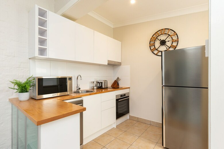 Ultimo 1 Bed. Furnished House W Parking