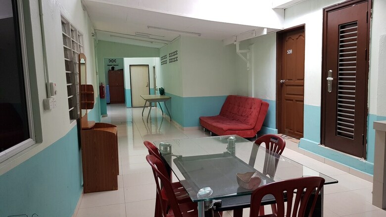 Hotel Oyo 89998 Thank Q Inn 2