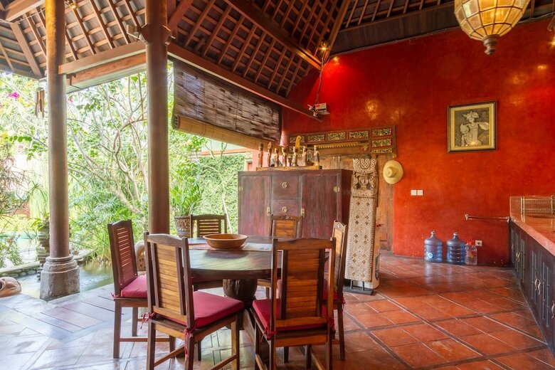 Villa Santhi
