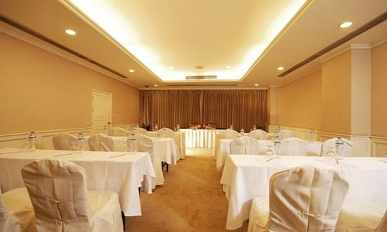 Lao Plaza Hotel