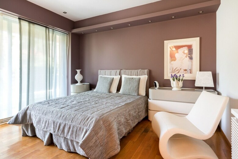 Villa Lillium With Pool & Garden