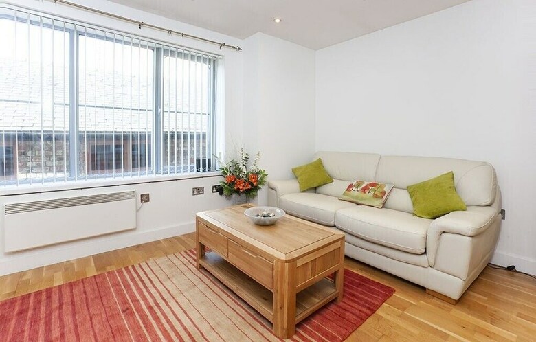 Almanna Apartment