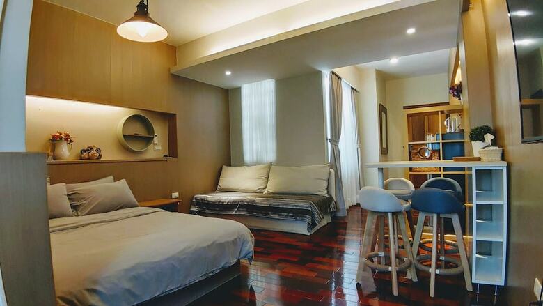 Hotel Daguli's Home
