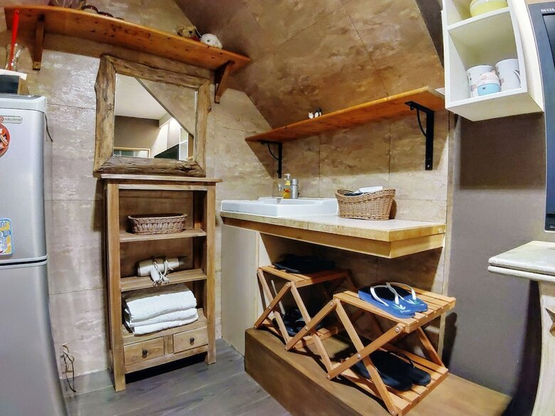 Hotel Daguli's Home