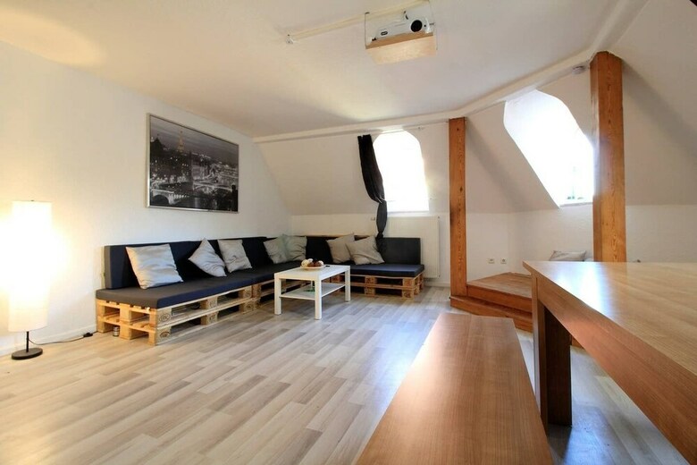 Hotel Ger�umiger Altbau F�r Gro�e Gruppen