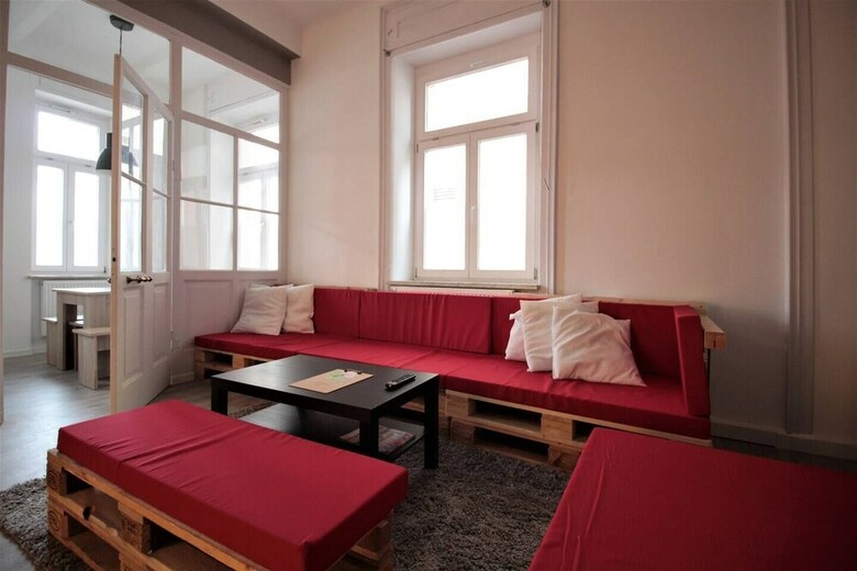 Hotel Ger�umiger Altbau F�r Gro�e Gruppen