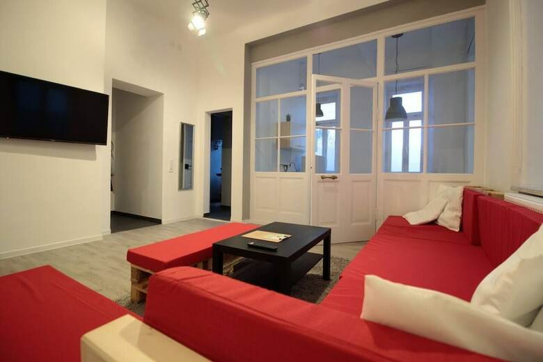Hotel Ger�umiger Altbau F�r Gro�e Gruppen