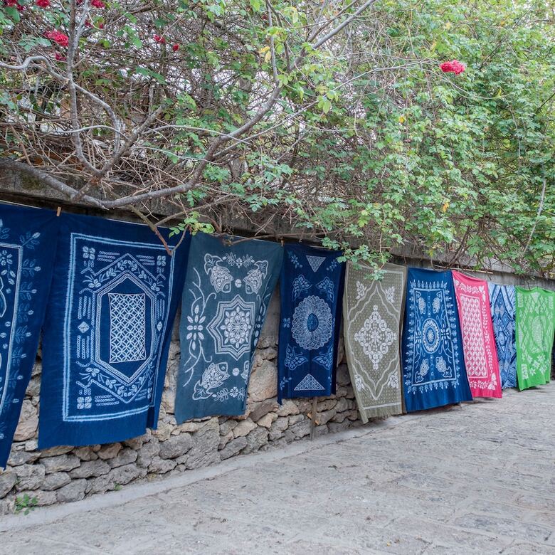 Floral Hotel Frozen Cloud Mansion