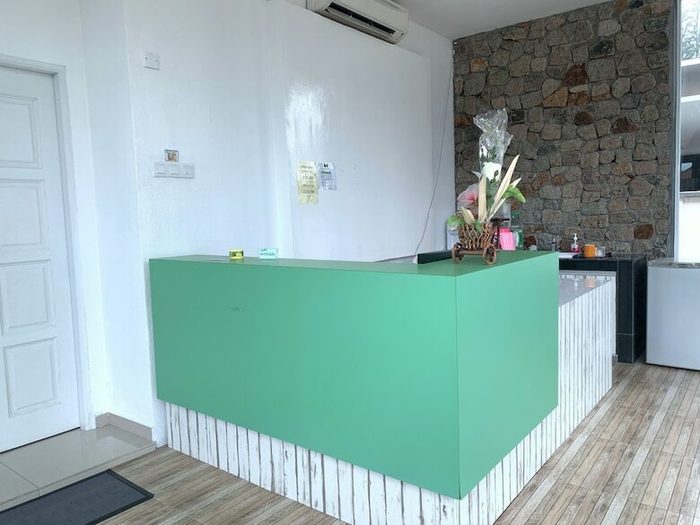 Hotel Oyo 90005 Dc Villa Guest House