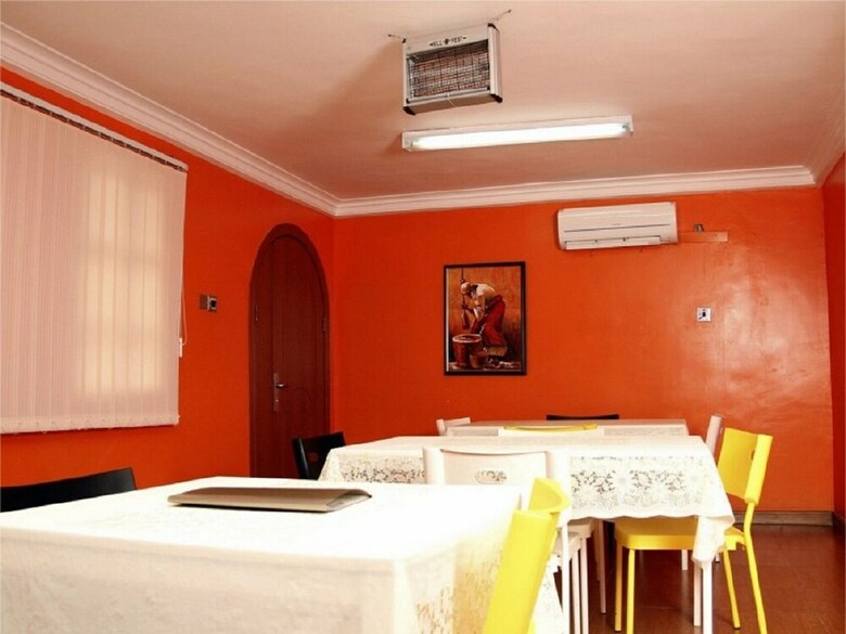 Lamaison Hotel