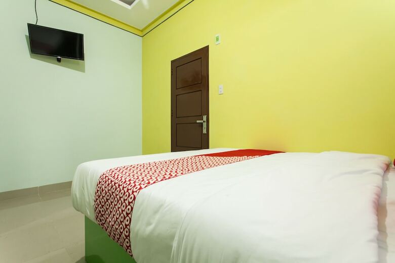 Hotel Oyo 1763 Dinda Residence