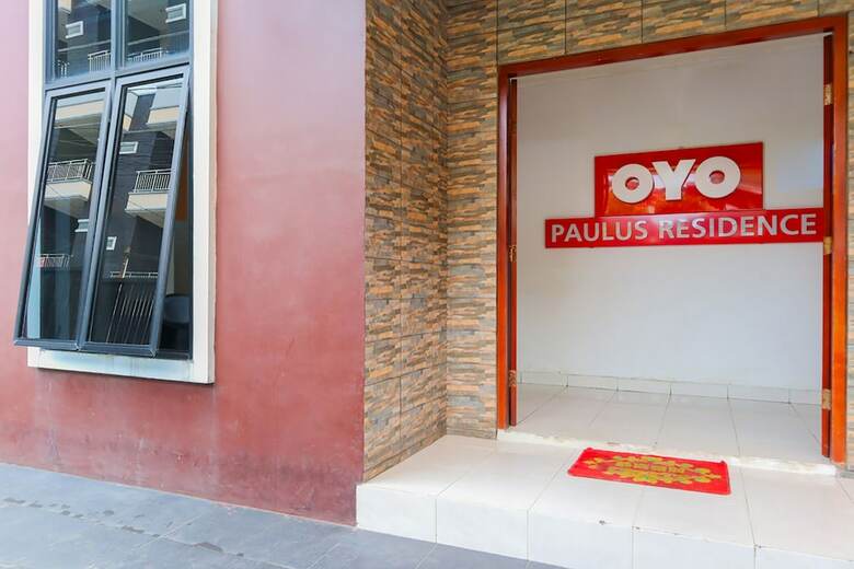Hostal Oyo 2636 Paulus Residence
