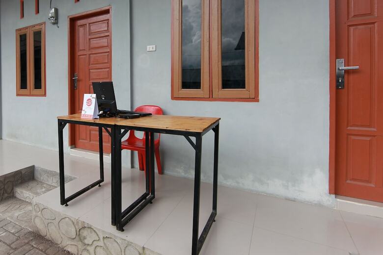 Hotel Oyo 1440 New Sejarah