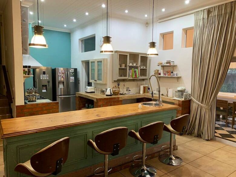 Hotel Sandton Shandon House