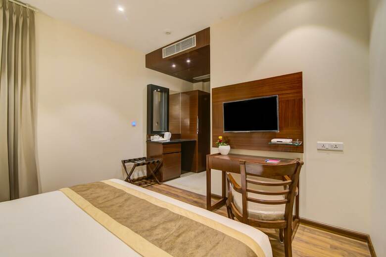 Hotel Amritara Sadka Amritsar