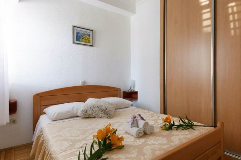 Tihi Val Apartments