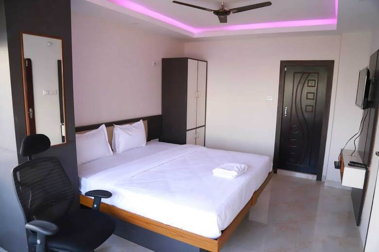 Hotel Echo Palace