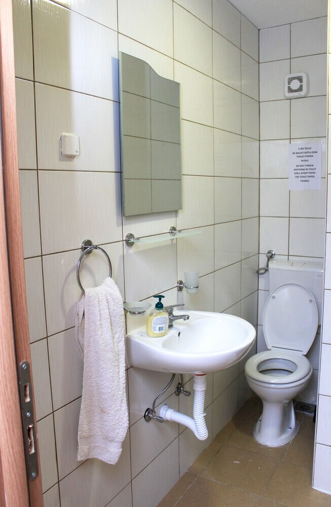 Hostal Hostel A&a