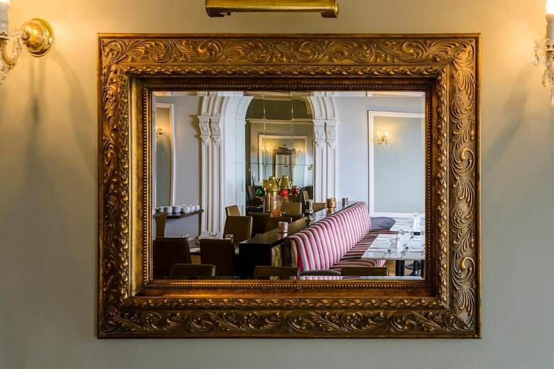 Hotel Commodore
