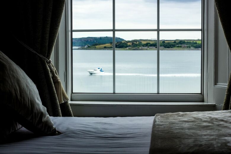 Hotel Commodore