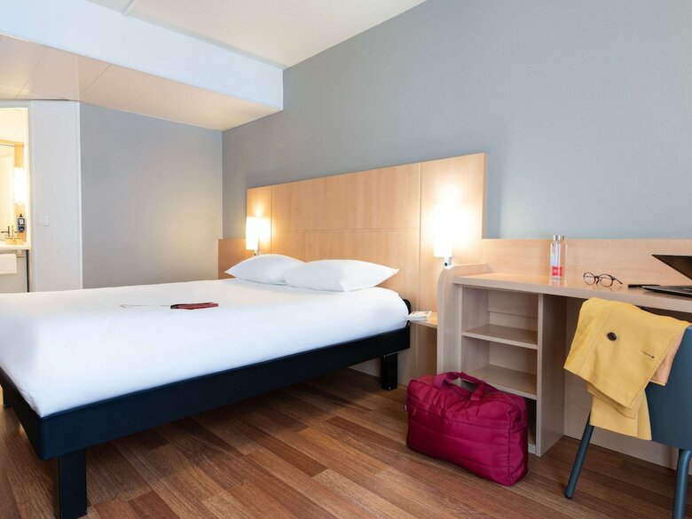 Hotel Ibis Paris Opera La Fayette