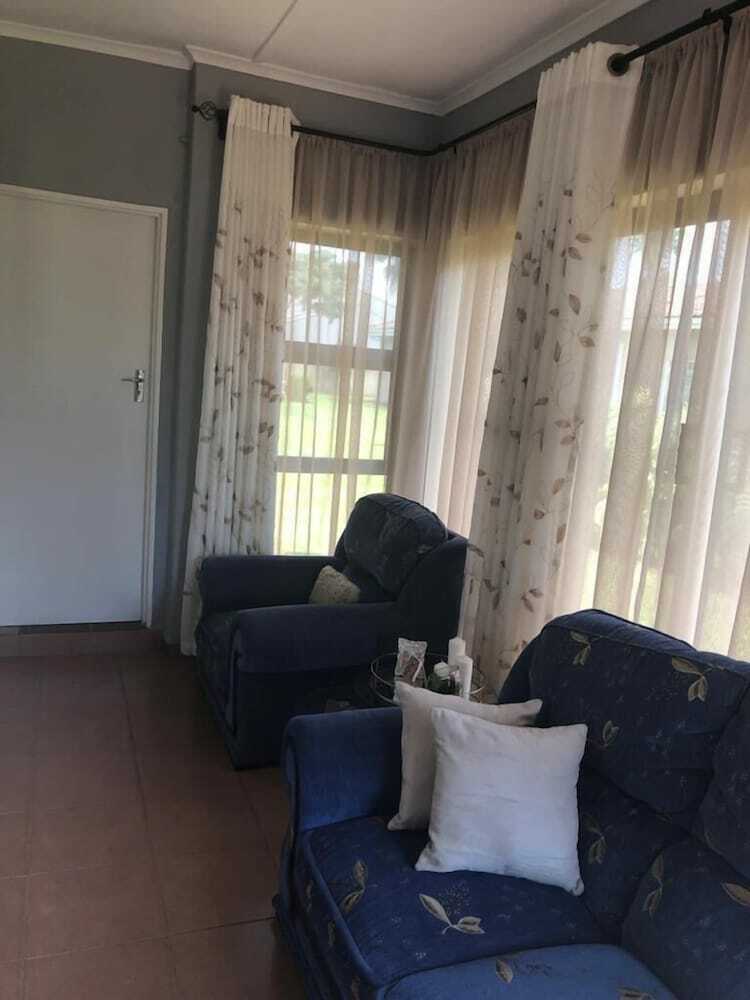 Hotel Rugare Cottage 651 Mt. Pleasant Heights