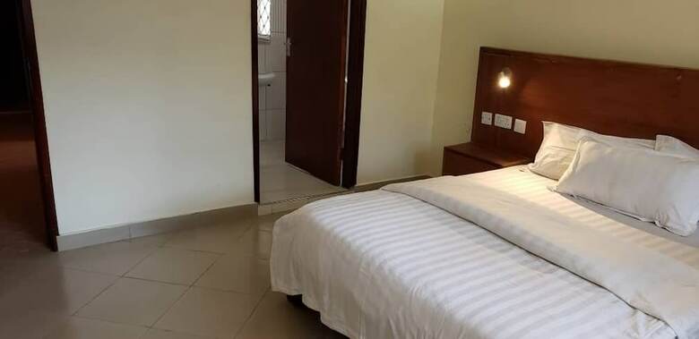 Rocy Hotel
