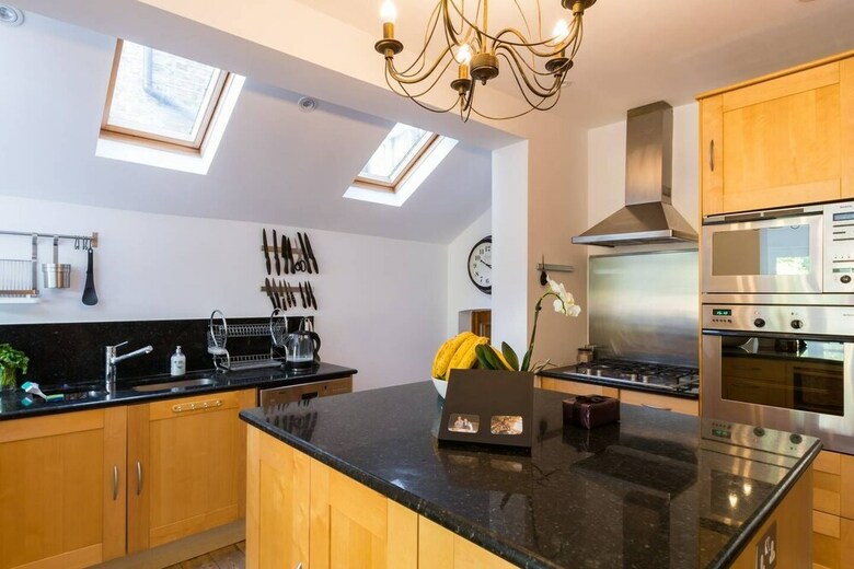 Villa Fabulous 4-bed House In Fulham With Garden!