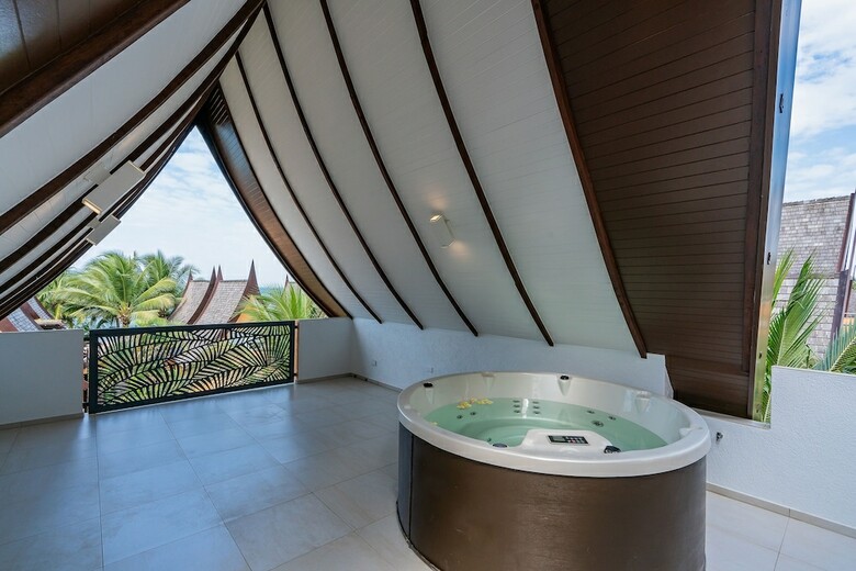 Sunova Private Pool Villa - Hotel Managed