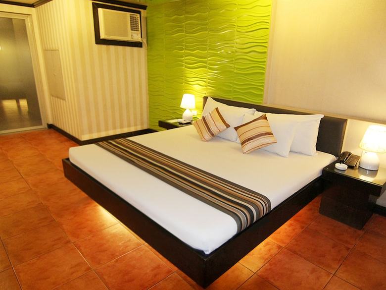 Hotel 2016 Manila