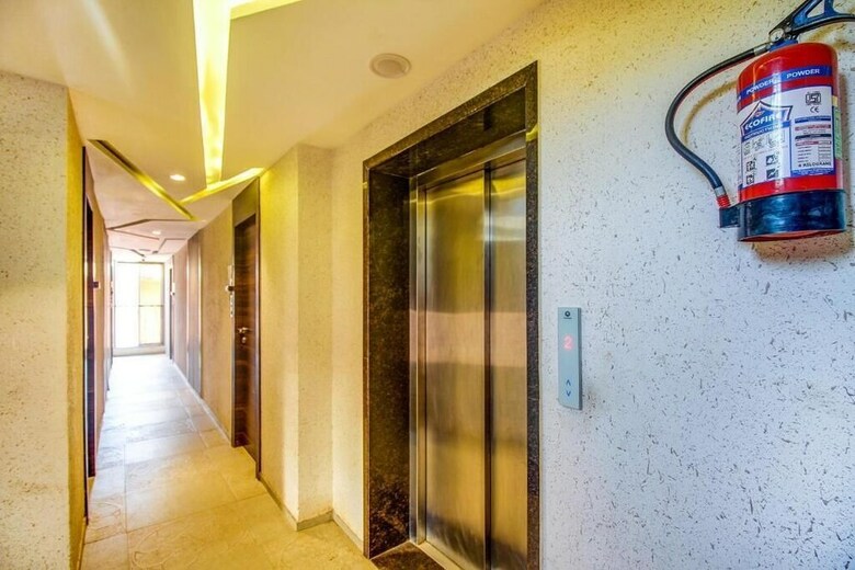 Supreme Grande By Hotel Sai Village