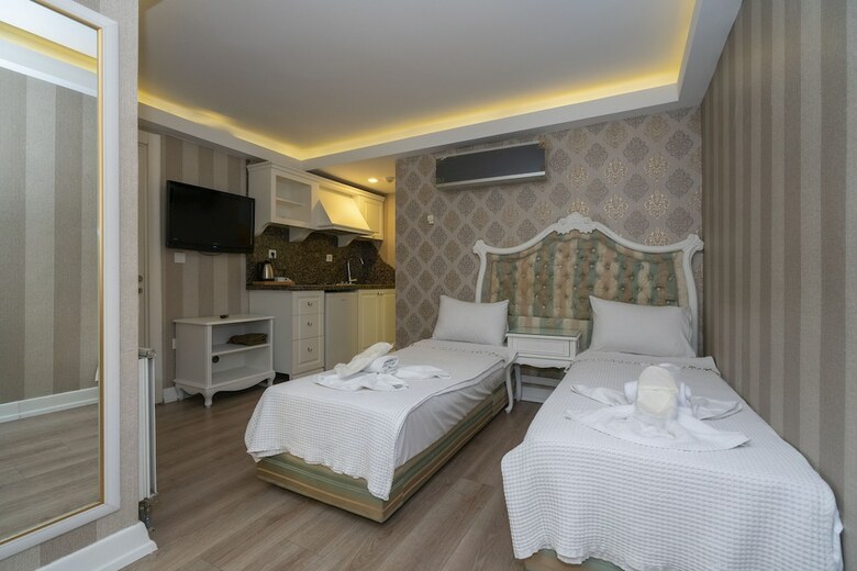 Moss Suites Hotel