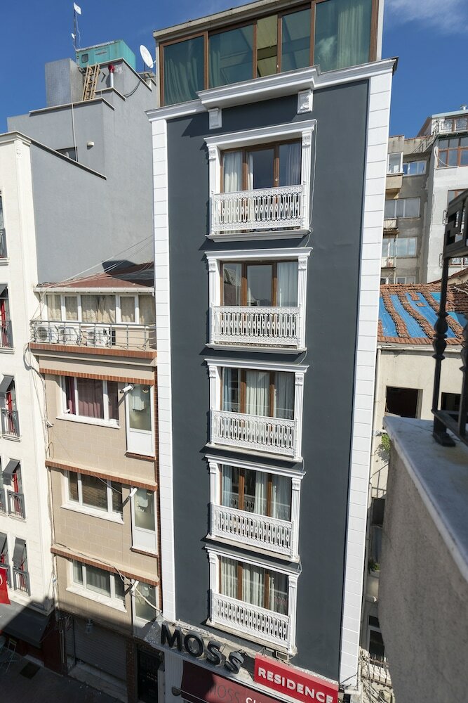 Moss Suites Hotel