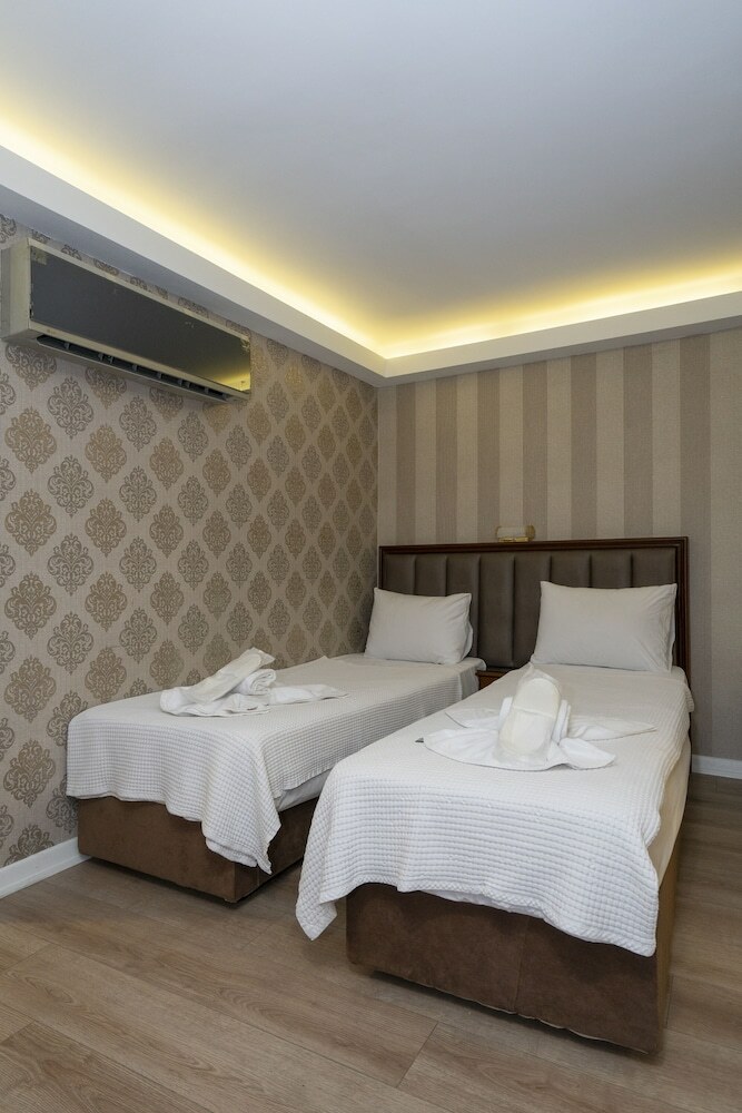 Moss Suites Hotel