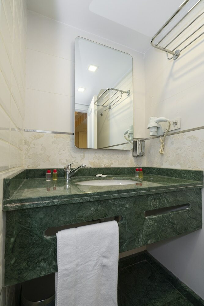 Moss Suites Hotel