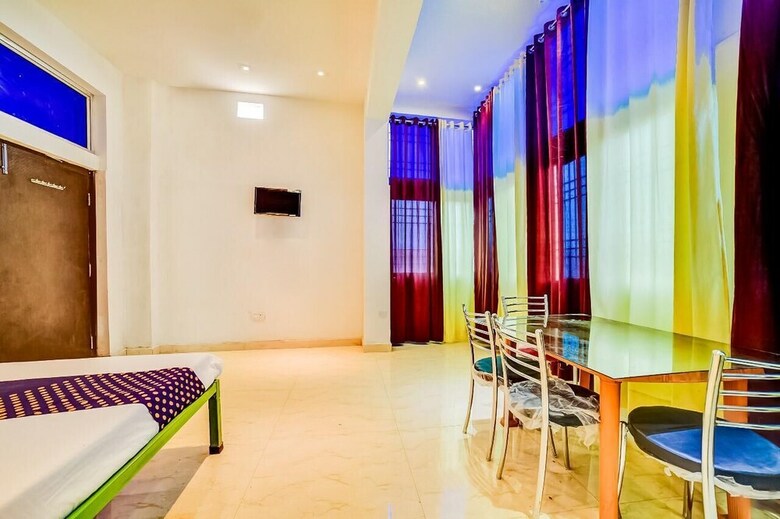 Hotel Vidhata Palace