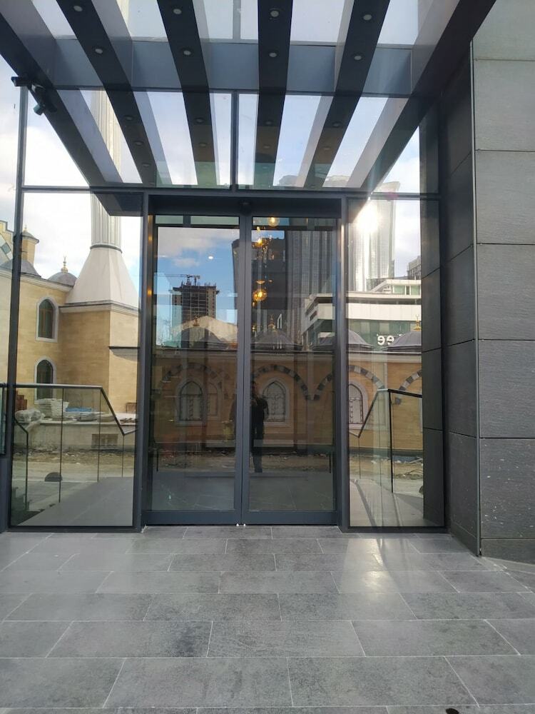Fujer Suites & Hotel