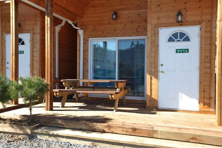 Dokbakgol Hanulbit Pension