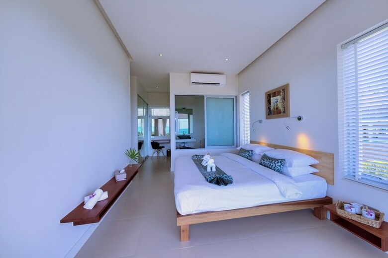 15 Bedroom Luxury Triple Sea View Villas