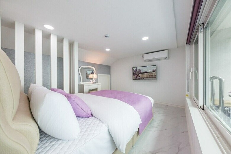 Arco Poolvilla Pension