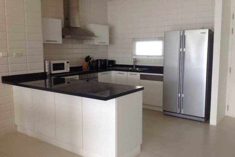 6 Bedroom Sunset Sea Views Twin Apartments