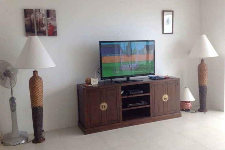 6 Bedroom Sunset Sea Views Twin Apartments