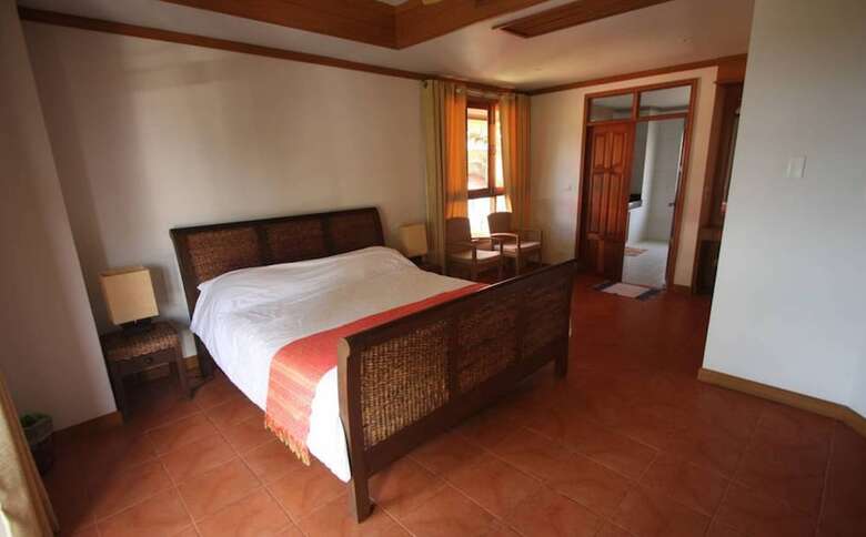 6 Bedroom Twin Villas On Beach Front Resort 25/12